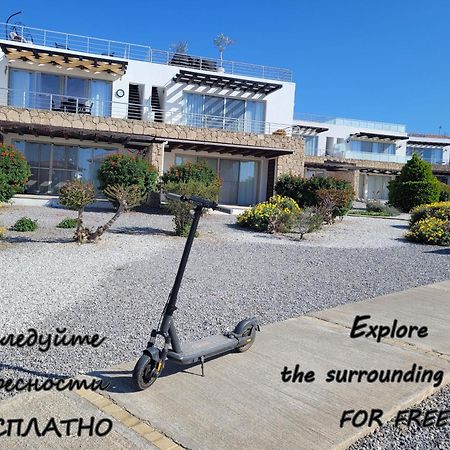 Sea And Mountain View Beachfront Penthouse Yali المظهر الخارجي الصورة
