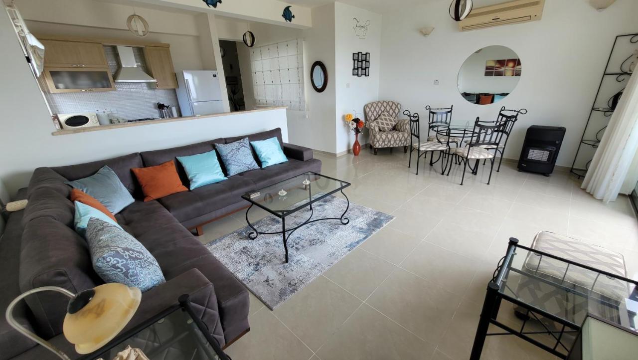 Sea And Mountain View Beachfront Penthouse Yali المظهر الخارجي الصورة